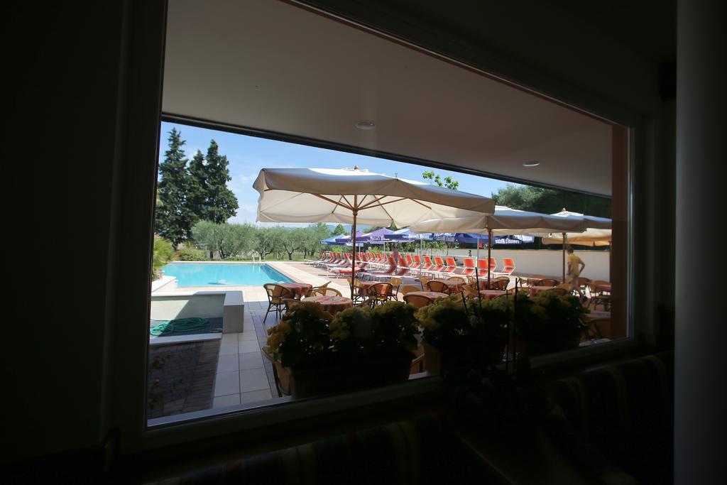 Hotel San Vito Бардолино Екстериор снимка