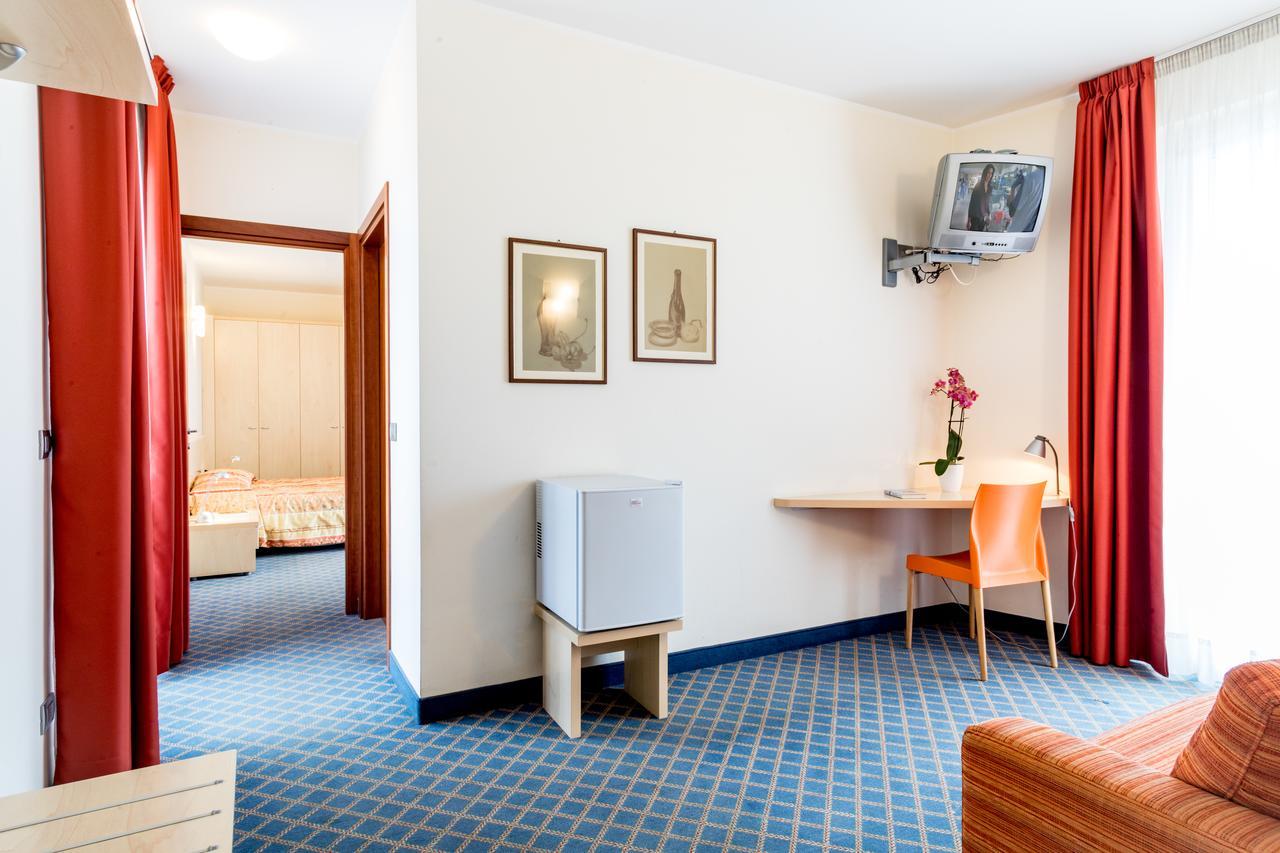 Hotel San Vito Бардолино Екстериор снимка