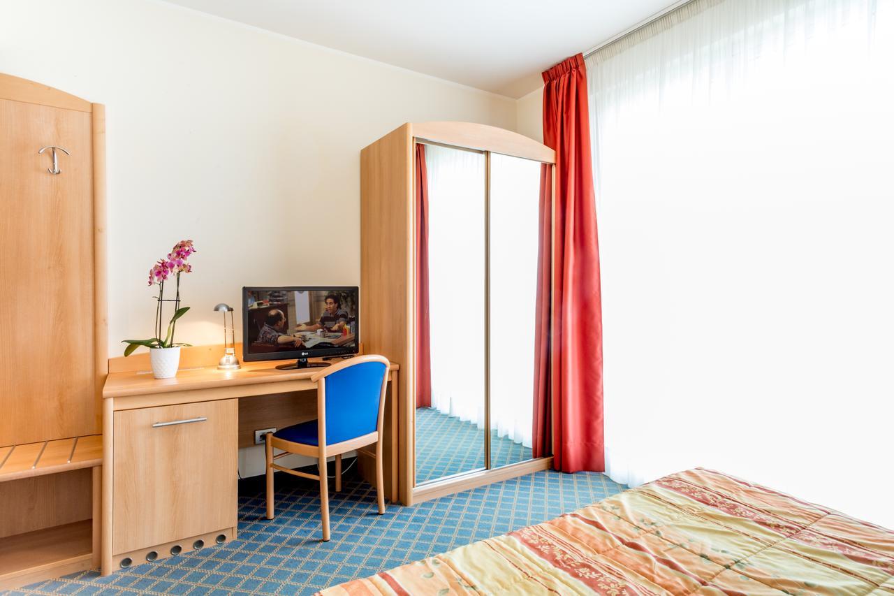 Hotel San Vito Бардолино Екстериор снимка