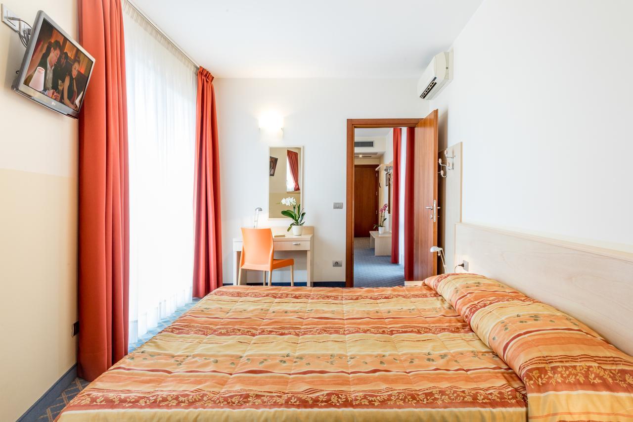 Hotel San Vito Бардолино Екстериор снимка