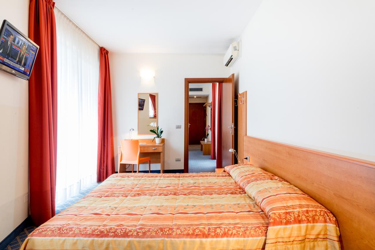 Hotel San Vito Бардолино Екстериор снимка